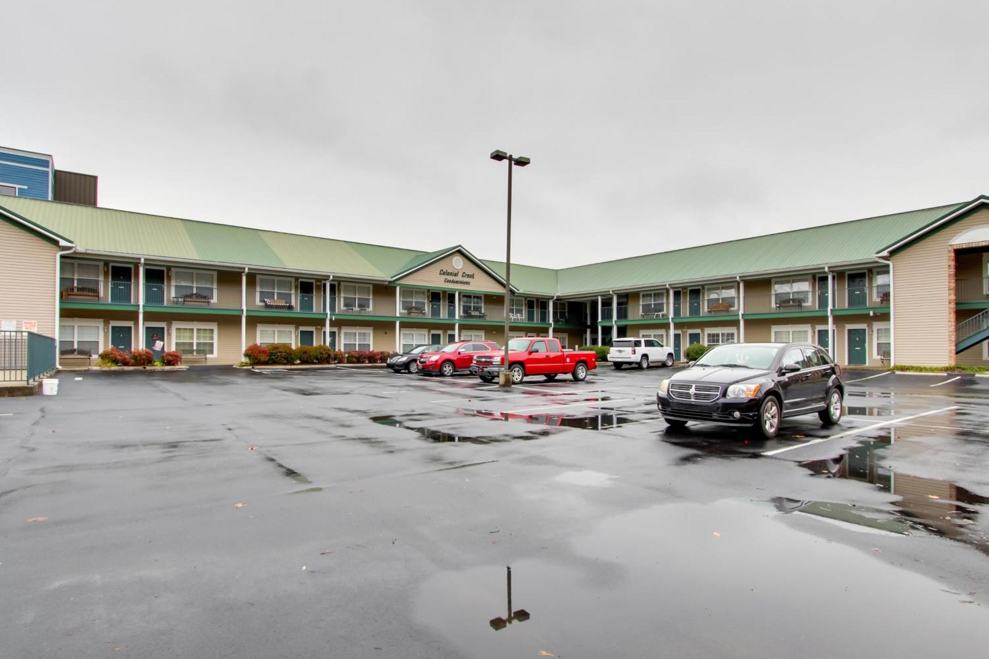 Parkway Condo About Walk To Island In Pigeon Forge! Exterior foto