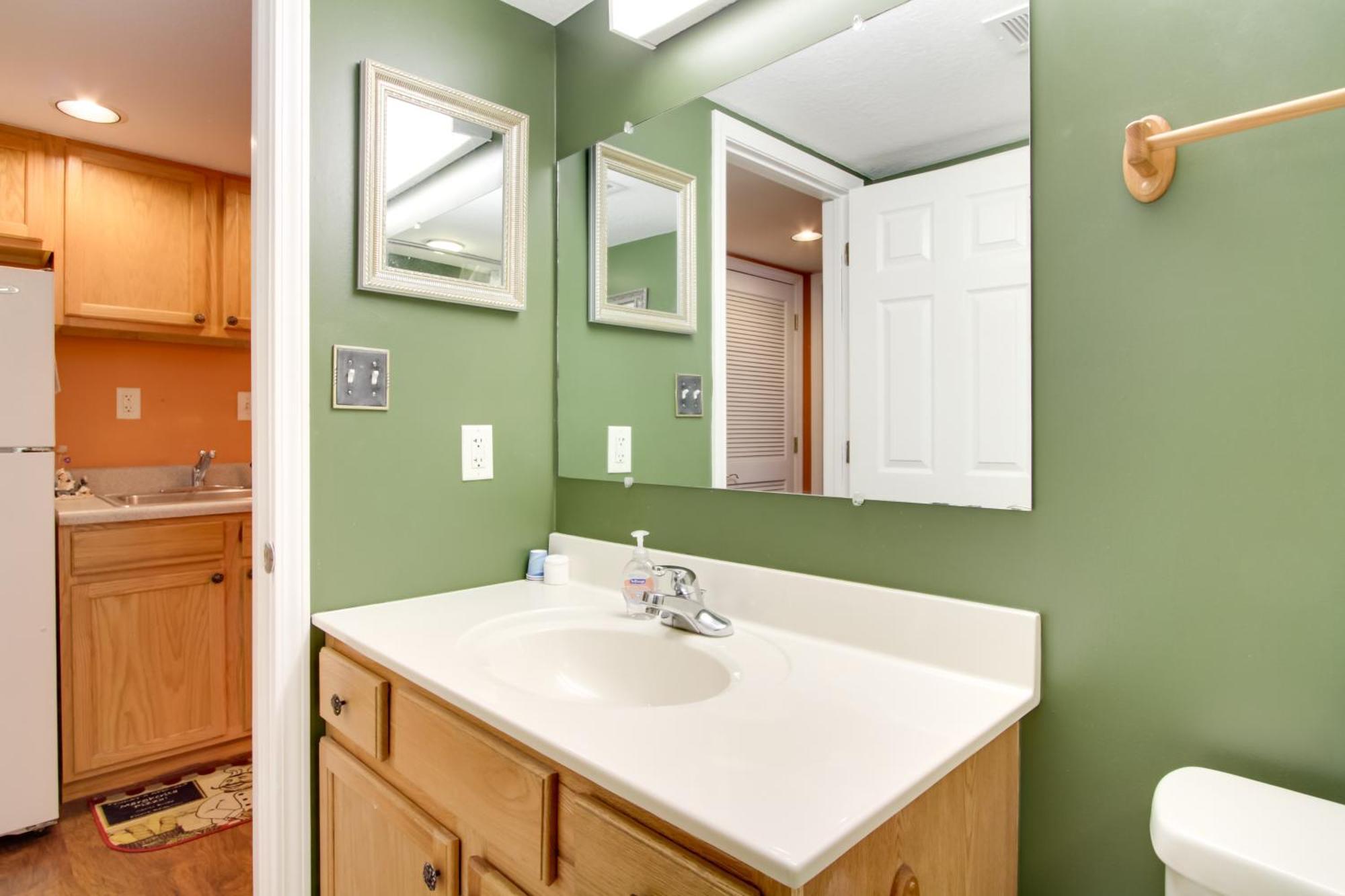 Parkway Condo About Walk To Island In Pigeon Forge! Exterior foto